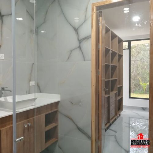 Casa de 4 alcobas en venta en Guarne, 600 m² · foto 21 de 24