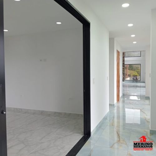 Casa de 4 alcobas en venta en Guarne, 600 m² · foto 24 de 24
