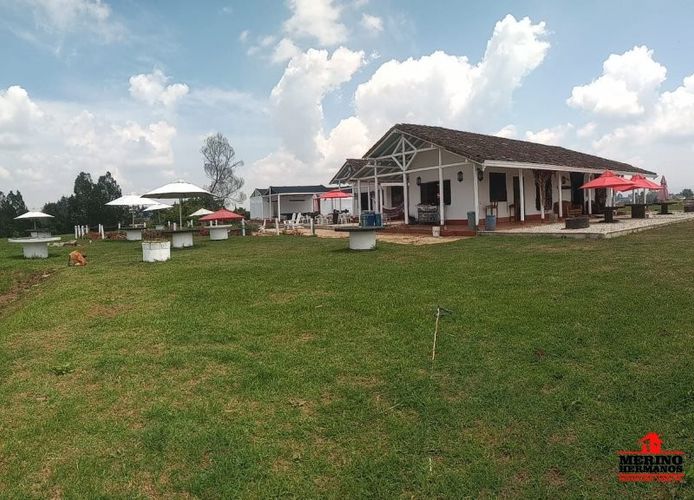 Casa de 3 alcobas en venta en Centro, Rionegro, 280 m² · foto 20 de 22