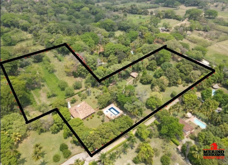 4BR Land in Santafe de antioquia (252 m²) for Sale - 2