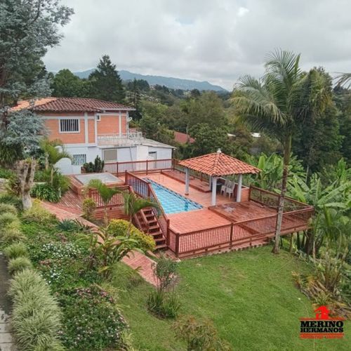 Casa de 6 alcobas en venta en Centro, Rionegro, 400 m² · foto 5 de 24