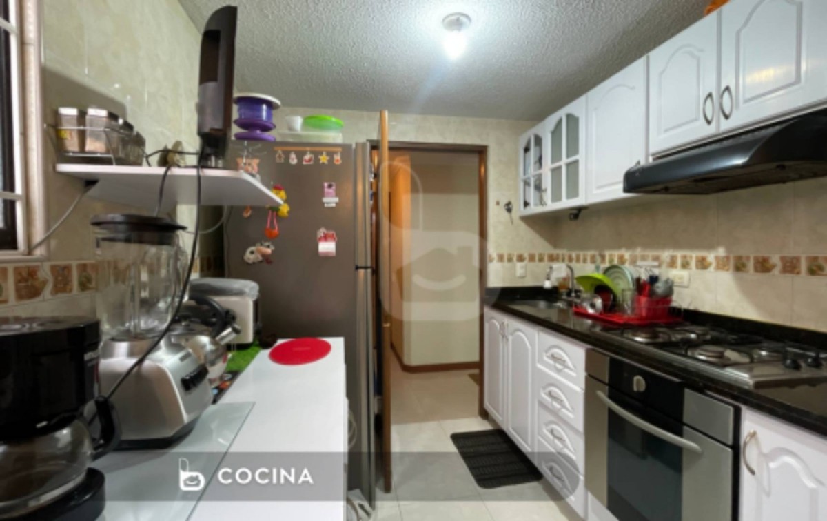 Apartamento en venta en Cedritos, Bogotá · foto 2 de 8