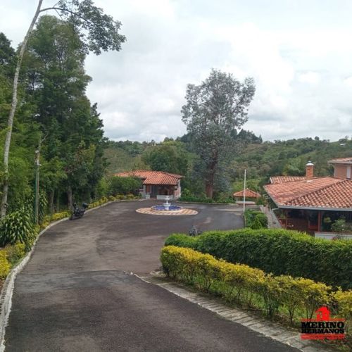 Casa de 6 alcobas en venta en Centro, Rionegro, 400 m² · foto 8 de 24