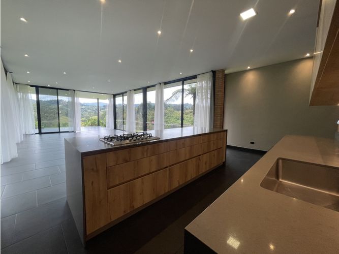 Casa de 4 alcobas en venta en Pantanillo, El Retiro, 300 m² · foto 6 de 24