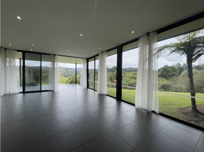 Casa de 4 alcobas en venta en Pantanillo, El Retiro, 300 m² · foto 15 de 24