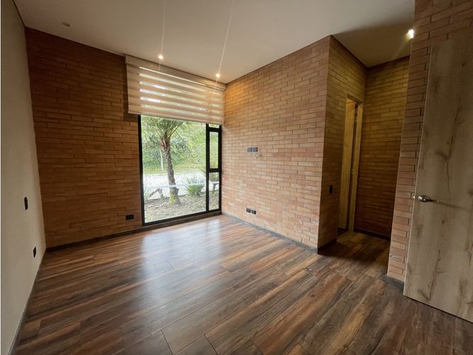 Casa de 4 alcobas en venta en Pantanillo, El Retiro, 300 m² · foto 23 de 24