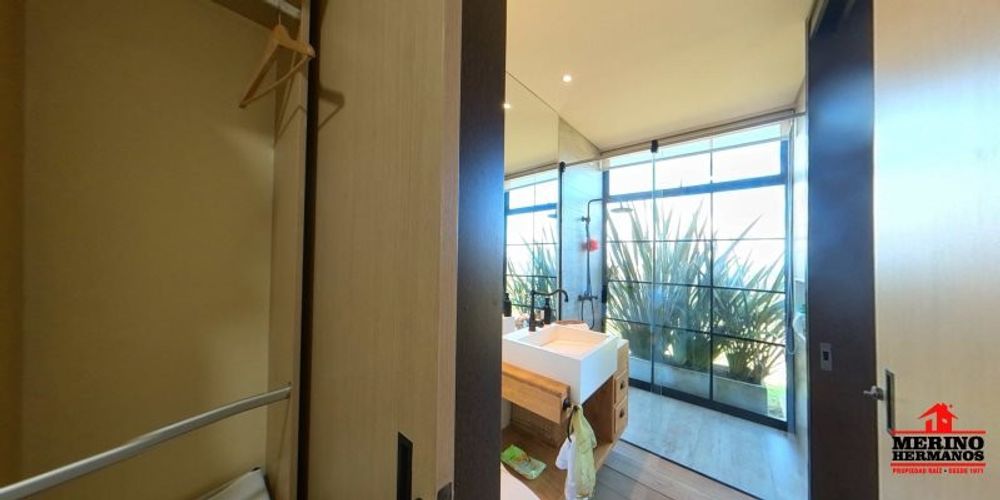 Casa de 3 alcobas en venta en El Capiro, Rionegro, 550 m² · foto 22 de 24