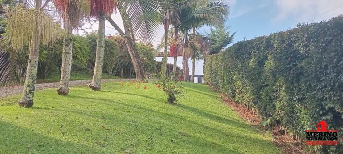 Casa de 3 alcobas en venta en Santa Barbara, Rionegro, 230 m² · foto 2 de 24