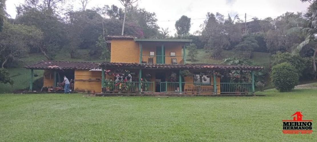 Casa de 3 alcobas en venta en Santa Barbara, Rionegro, 230 m² · foto 12 de 24