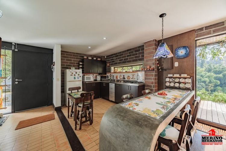 Casa de 5 alcobas en venta en La Clara, Guarne, 240 m² · foto 22 de 24
