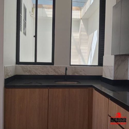 Edificio en venta en Centro, Rionegro, 850 m² · foto 11 de 24