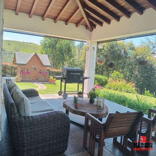 Casa de 4 alcobas en venta en Llanadas, Marinilla, 270 m² · foto 4 de 24