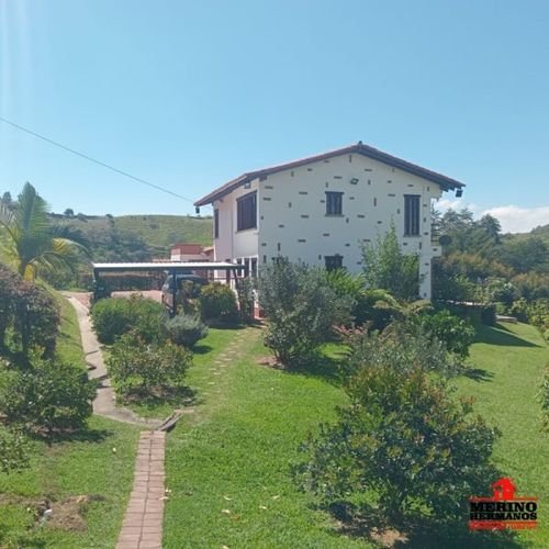 Casa de 4 alcobas en venta en Llanadas, Marinilla, 270 m² · foto 8 de 24