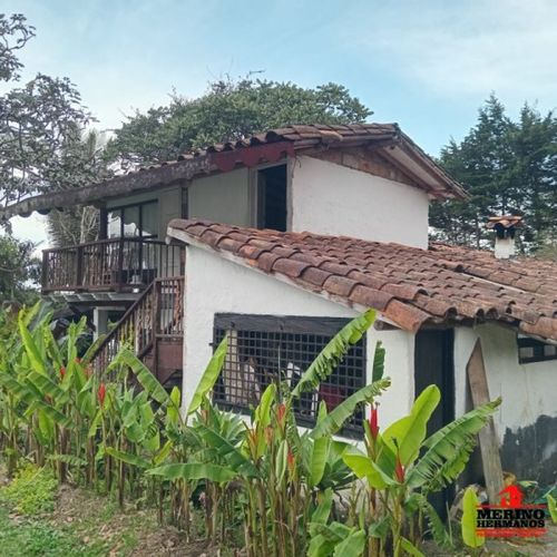 Casa de 6 alcobas en venta en Colasania, Medellín, 280 m² · foto 4 de 24