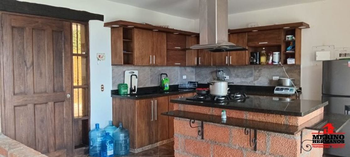 Casa de 4 alcobas en venta en Guarne, 500 m² · foto 14 de 24