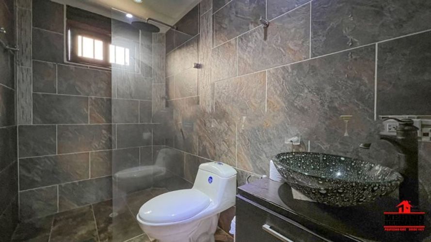 Casa de 4 alcobas en venta en Guarne, 500 m² · foto 20 de 24
