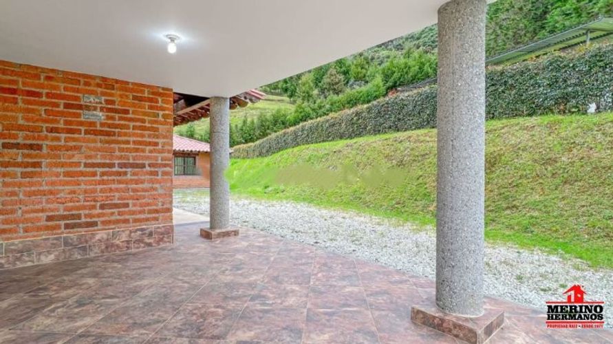 Casa de 4 alcobas en venta en Guarne, 500 m² · foto 22 de 24