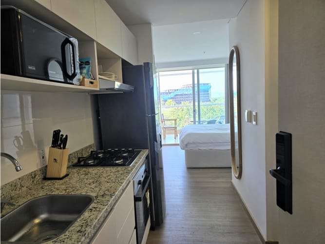 Apartamento de 1 alcoba en venta en Aeropuerto, Santa Marta, 29 m² · foto 2 de 11
