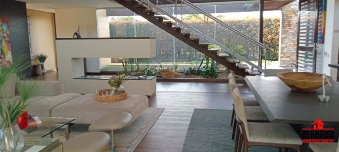 Casa de 4 alcobas en venta en Centro, Rionegro, 573 m² · foto 13 de 24
