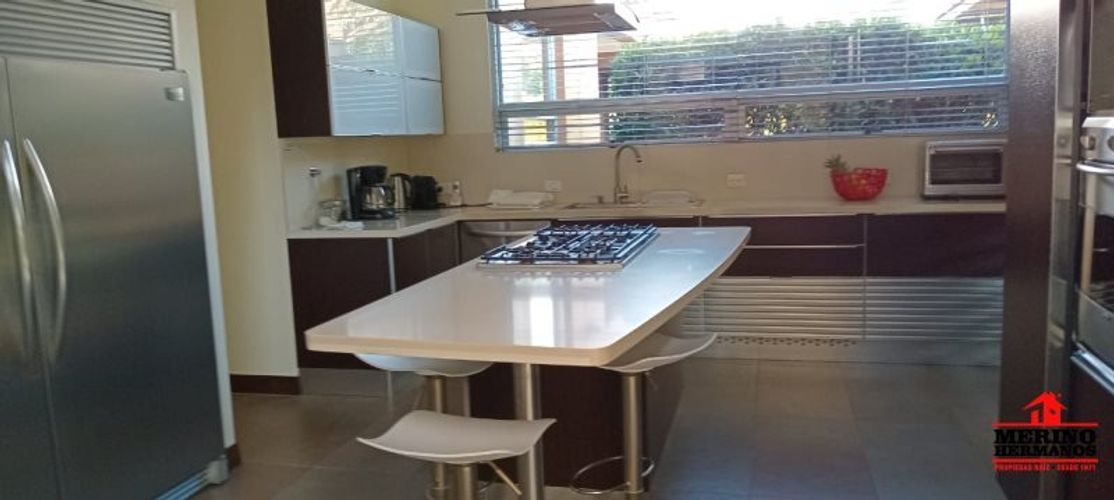 Casa de 4 alcobas en venta en Centro, Rionegro, 573 m² · foto 15 de 24