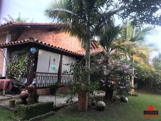 Casa de 5 alcobas en venta en Centro, Rionegro, 340 m² · foto 4 de 24