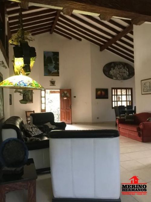 Casa de 5 alcobas en venta en Centro, Rionegro, 340 m² · foto 12 de 24