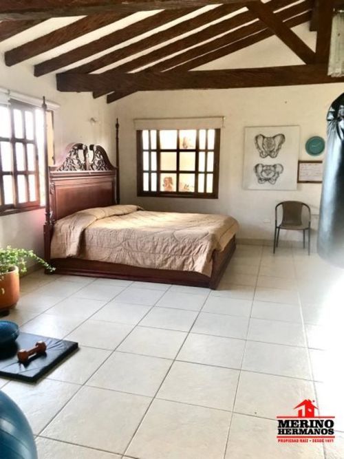 Casa de 5 alcobas en venta en Centro, Rionegro, 340 m² · foto 18 de 24