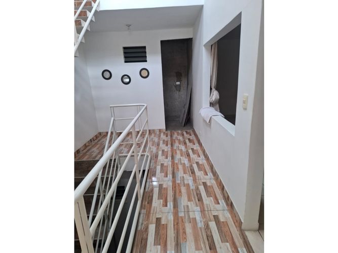 Casa de 4 alcobas en venta en Las Mercedes, Jamundí, 240 m² · foto 9 de 12