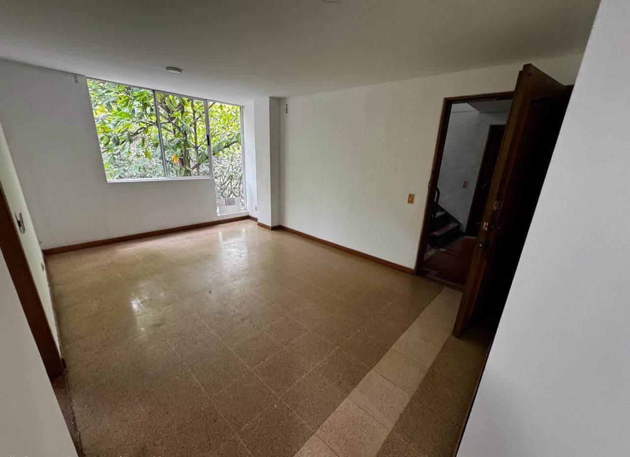 Apartamento en Arriendo en Laureles, Medellín