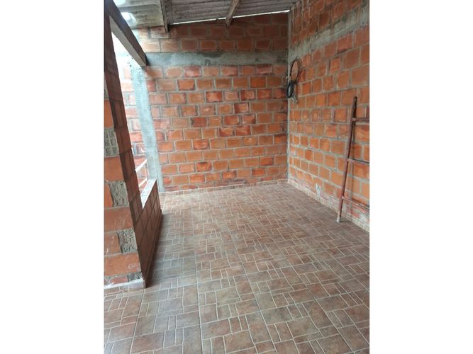 Casa de 4 alcobas en venta en Las Mercedes, Jamundí, 240 m² · foto 11 de 12