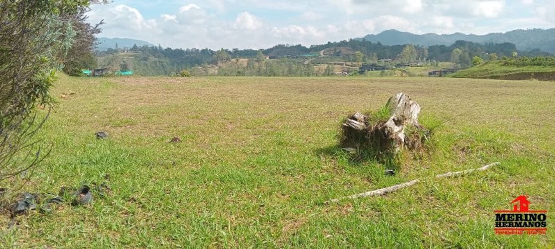 Lote en venta en Pantanillo, El Retiro, 3389 m² · foto 2 de 24