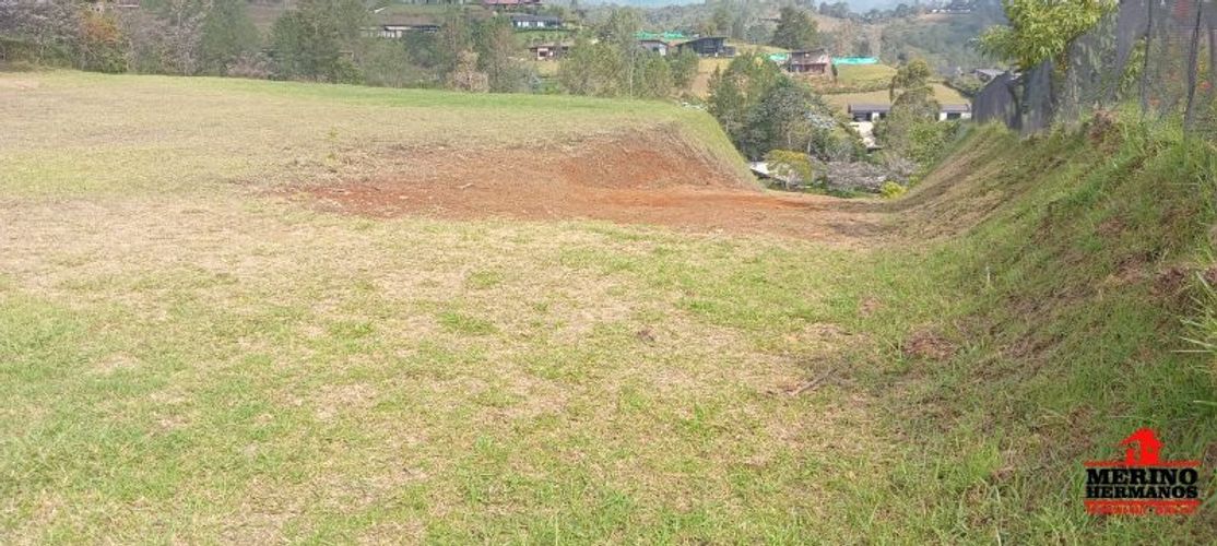 Lote en venta en Pantanillo, El Retiro, 3389 m² · foto 3 de 24