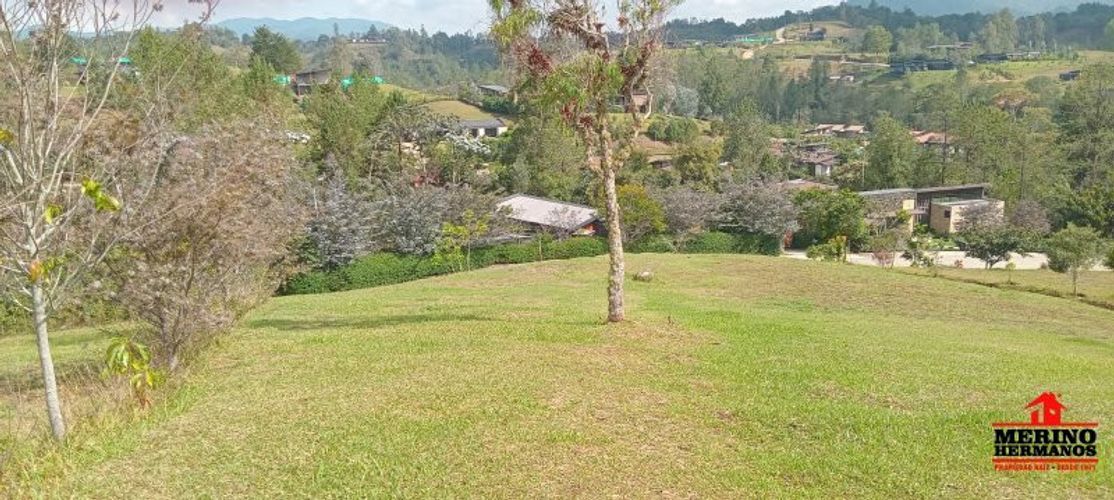 Lote en venta en Pantanillo, El Retiro, 3389 m² · foto 9 de 24