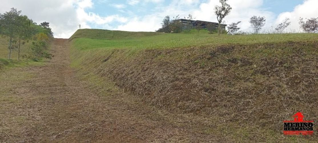 Lote en venta en Pantanillo, El Retiro, 3389 m² · foto 21 de 24
