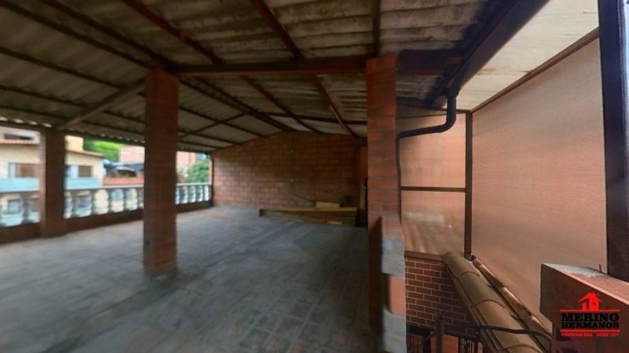 Casa de 4 alcobas en venta en Belén Fatima, Medellín, 260 m² · foto 10 de 24