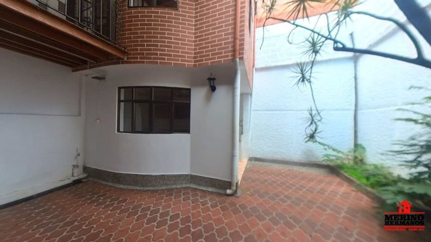 Casa de 4 alcobas en venta en Belén Fatima, Medellín, 260 m² · foto 11 de 24