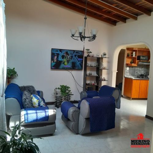 Casa de 3 alcobas en venta en El Danubio, Medellín, 90 m² · foto 2 de 22