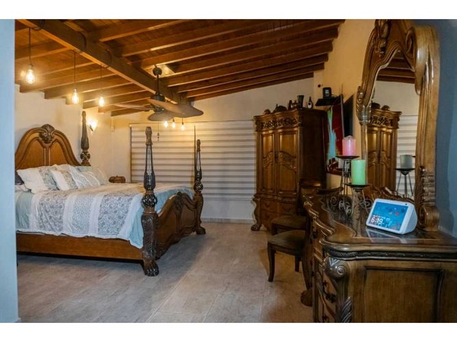 Apartamento de 4 alcobas en venta en Laureles, Medellín, 215 m² · foto 12 de 12
