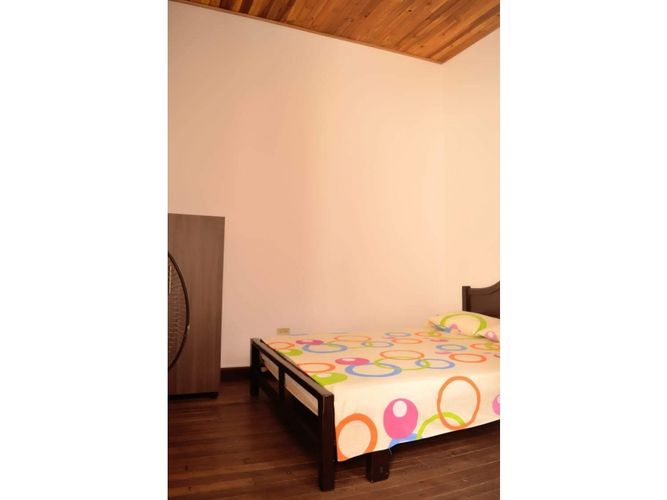Casa de 11 alcobas en venta en Versalles, Cali, 500 m² · foto 8 de 15