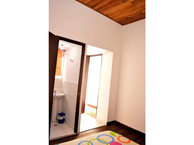 Casa de 11 alcobas en venta en Versalles, Cali, 500 m² · foto 11 de 15