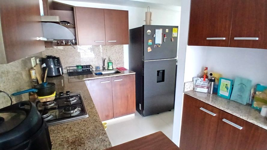 Apartamento en venta en Valle Del Lili, Cali · foto 6 de 14