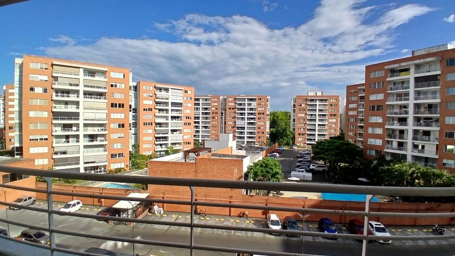 Apartamento en venta en Valle Del Lili, Cali · foto 13 de 14