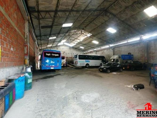Bodega en venta en San Gabriel, Itagüí, 1324 m² · foto 5 de 8