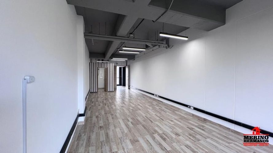 Oficina en arriendo en El Poblado, Medellín, 64 m² · foto 8 de 19