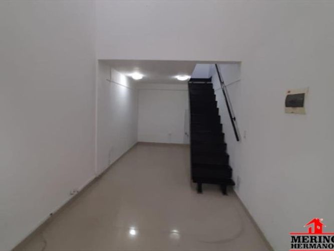 Local en arriendo en Los Colores, Medellín, 32 m² · foto 4 de 12