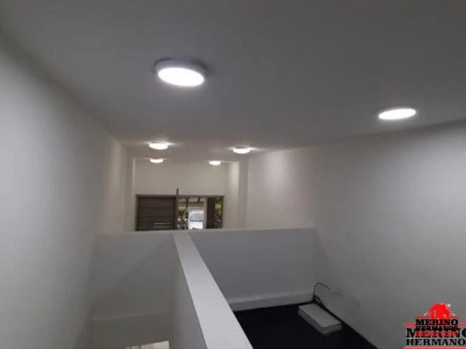 Local en arriendo en Los Colores, Medellín, 32 m² · foto 11 de 12