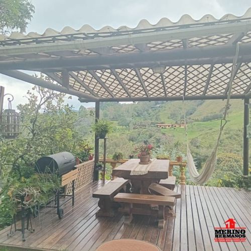 Casa de 5 alcobas en venta en Pantanillo, El Retiro, 330 m² · foto 2 de 24