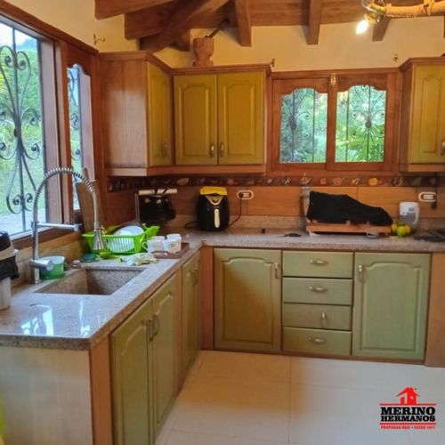 Casa de 4 alcobas en venta en La Ceja, 220 m² · foto 12 de 24