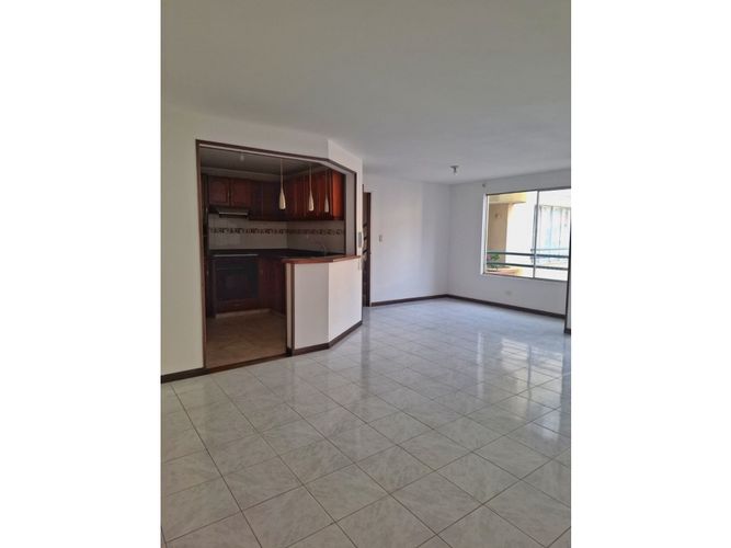 Apartamento de 3 alcobas en venta en Sector La Luisa Bella Suiza, Cali, 84 m² · foto 3 de 18
