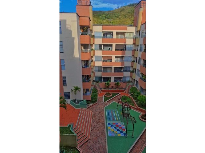Apartamento de 3 alcobas en venta en Sector La Luisa Bella Suiza, Cali, 84 m² · foto 4 de 18